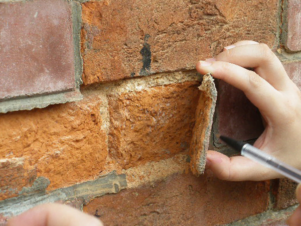 Informe pericial sobre deficiencias constructivas